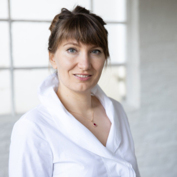 Dr. Olga